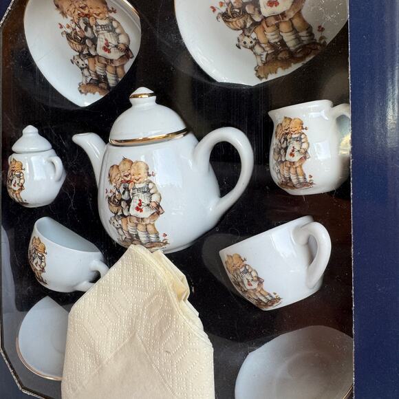 Reutter Porzellan Mj Hummel 3 Children 11 Pc Tea Set Gold Rimmed Germany - Picture 2 of 6